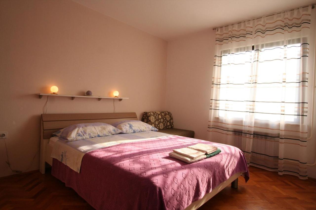 Apartments Grskovic G. Jesenovica Šilo Dış mekan fotoğraf